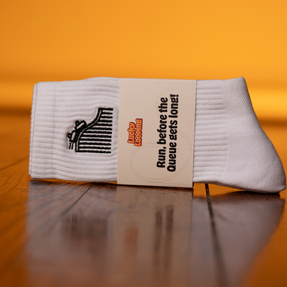 Socken "Run before the Queue gets long"