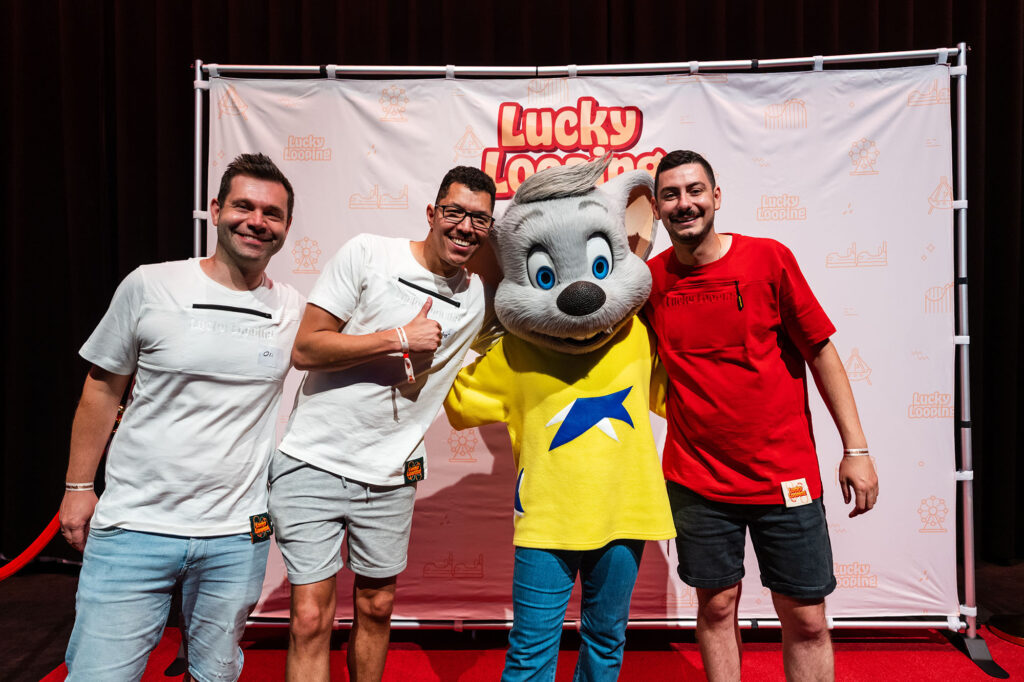 Lucky Looping - DSC00134 129