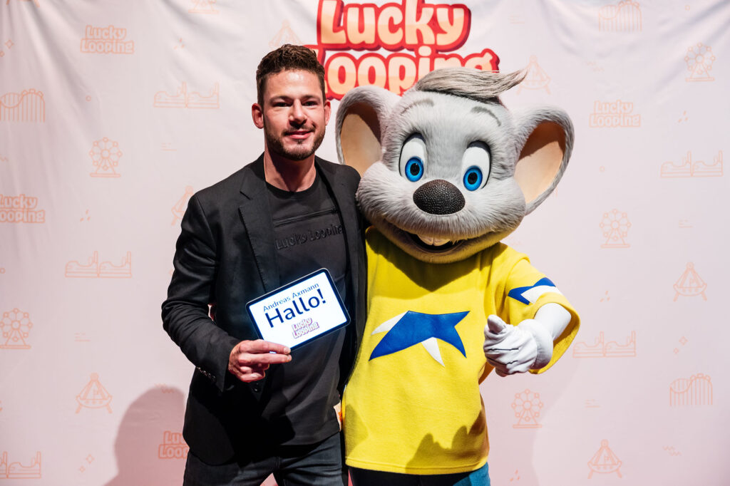 Lucky Looping - DSC00196 111
