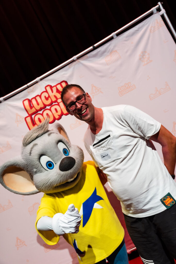 Lucky Looping - DSC00208 105